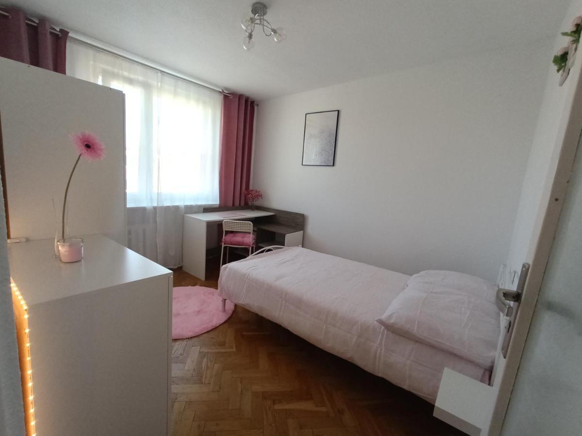 Apartament Relax Next To The Beach غدانسك المظهر الخارجي الصورة